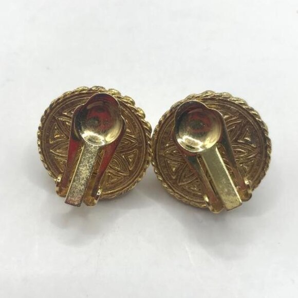 Gold-Tone Multi Layer Memory Wire Choker with Faux Pearl Focal & Earring Set - Picture 8 of 11